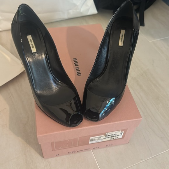 Miu Miu black peep toe heels - near perfect condition! - Picture 1 of 6